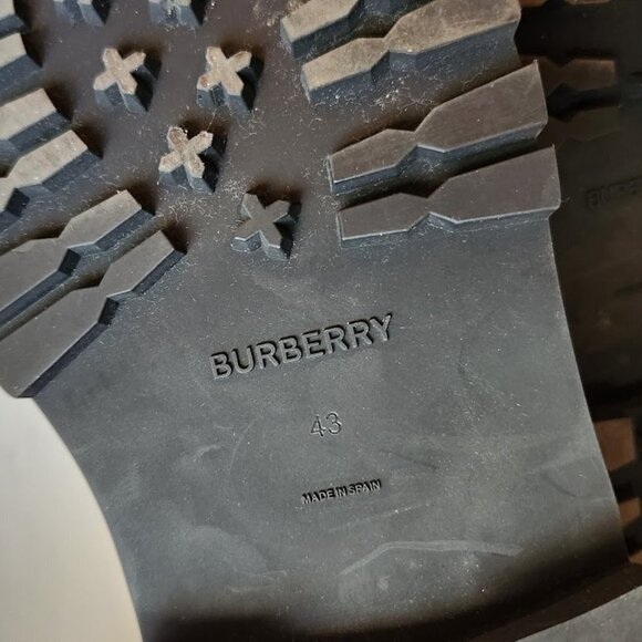 BURBERRY Jefferson Derby Chunky Shoes in Black
